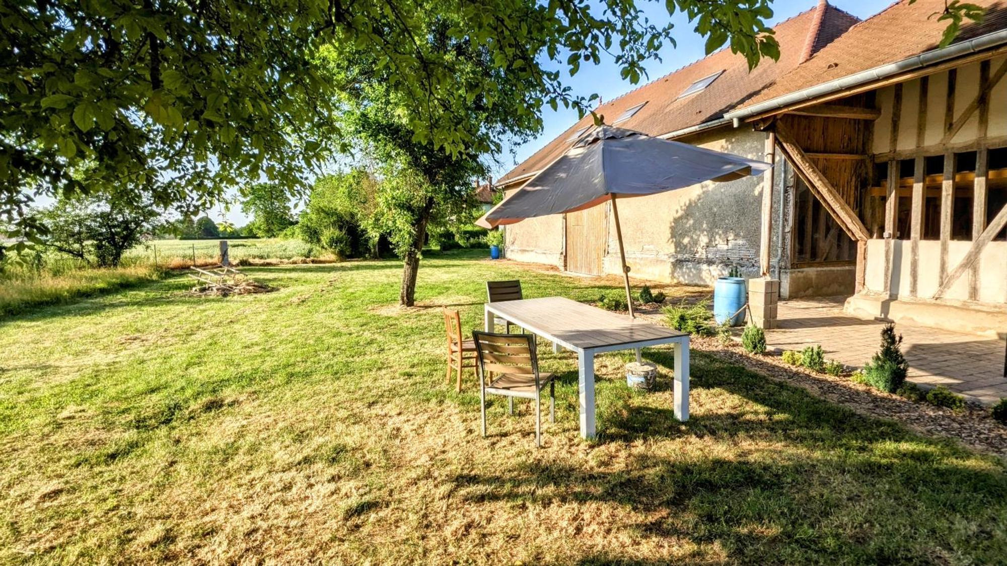 Appartement Prive Le Chardonnay, Jardin, Parking Bucheres Exterior photo